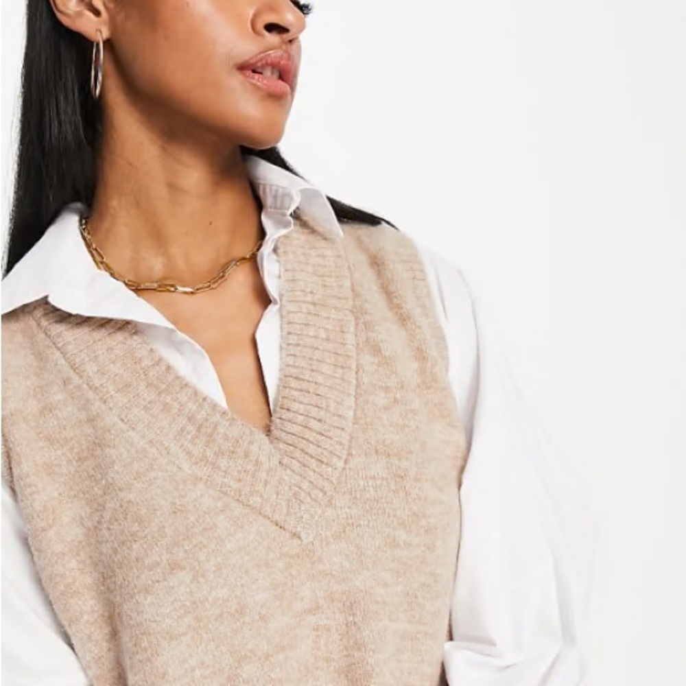 Gentle Fawn Beige V-Neck Sweater Vest